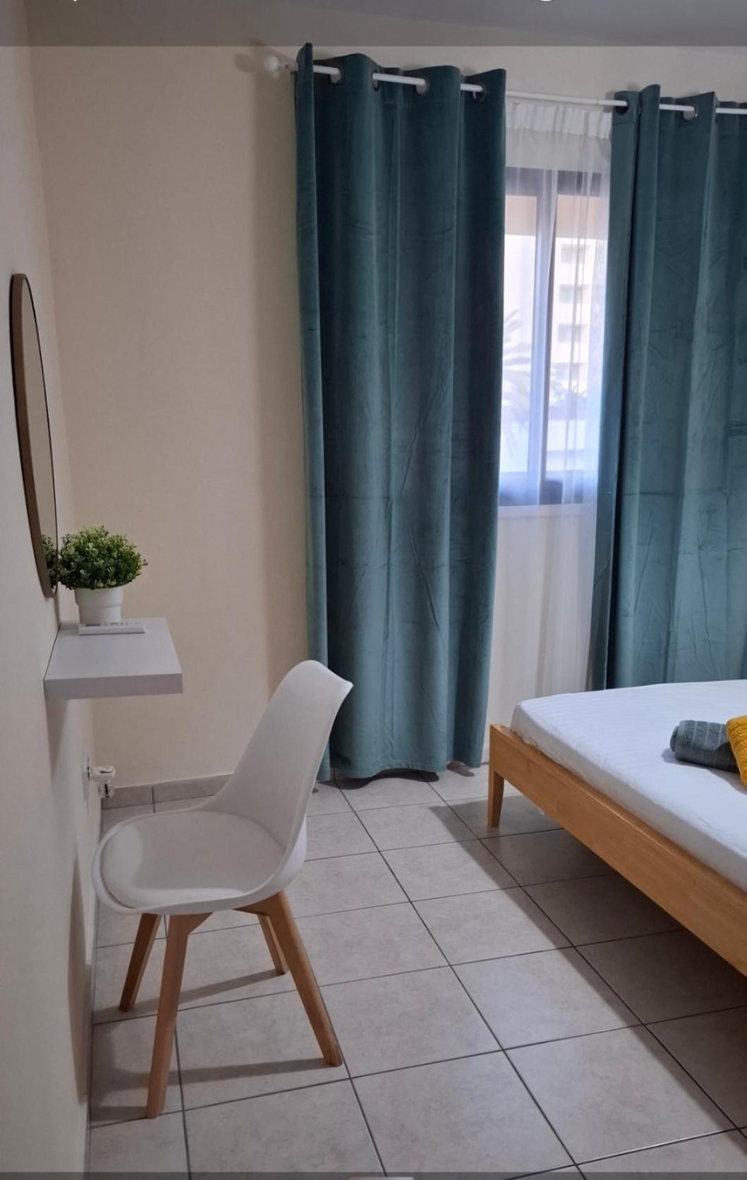 By The Way Apartment 1 Larnaca Exterior foto