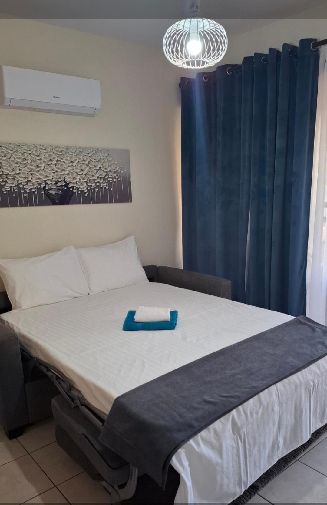 By The Way Apartment 1 Larnaca Exterior foto