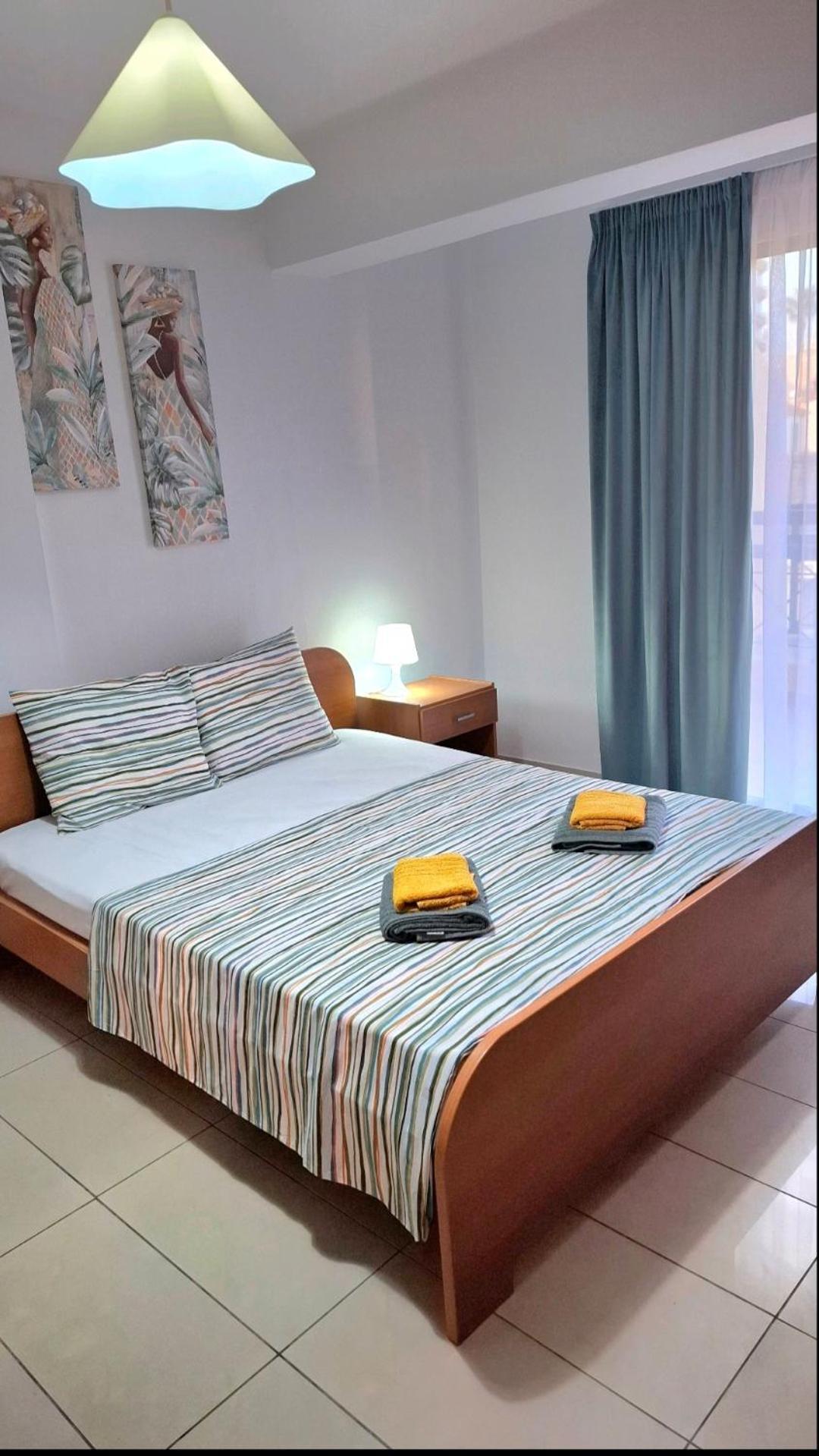By The Way Apartment 1 Larnaca Exterior foto
